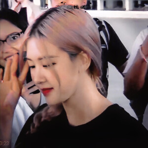 朴彩英
原截小然睡了
仙女叶紫檀
这组修的有点烂a