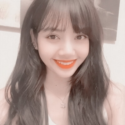 ◎Lisa
图源堆糖陈嘉琦