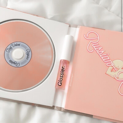 “每个微笑恍如初见”