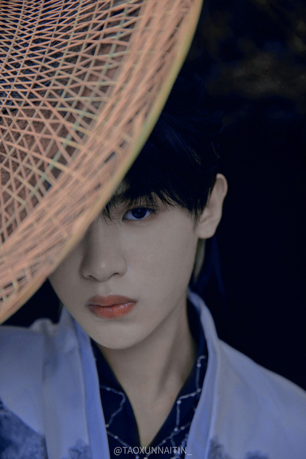 黄明昊Justin/林念肆
/这是谁家的小公子？
祝黄明昊Justin19岁生日快乐！