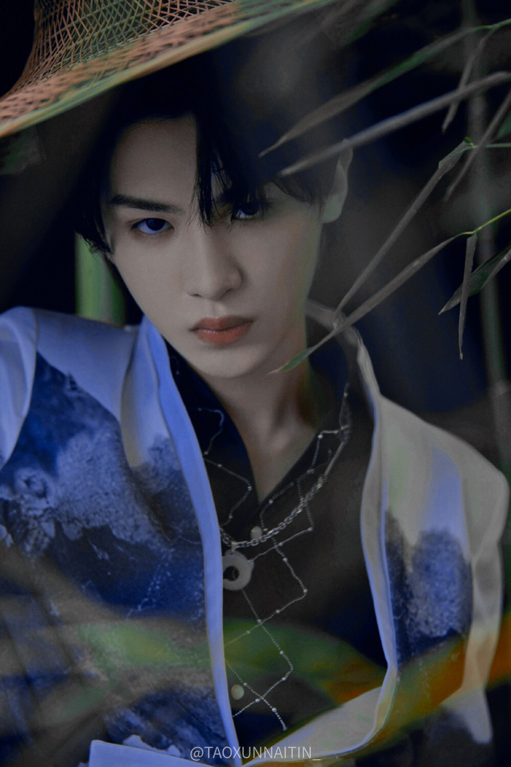 黄明昊Justin/林念肆
/这是谁家的小公子？
祝黄明昊Justin19岁生日快乐！