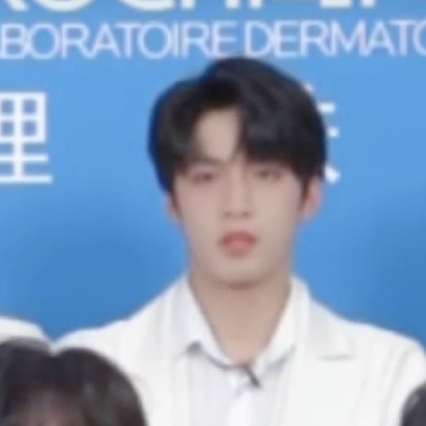 F：理肤泉直播
二改看专辑