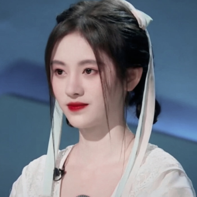 看青色等烟雨。