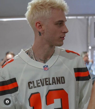 MGK
