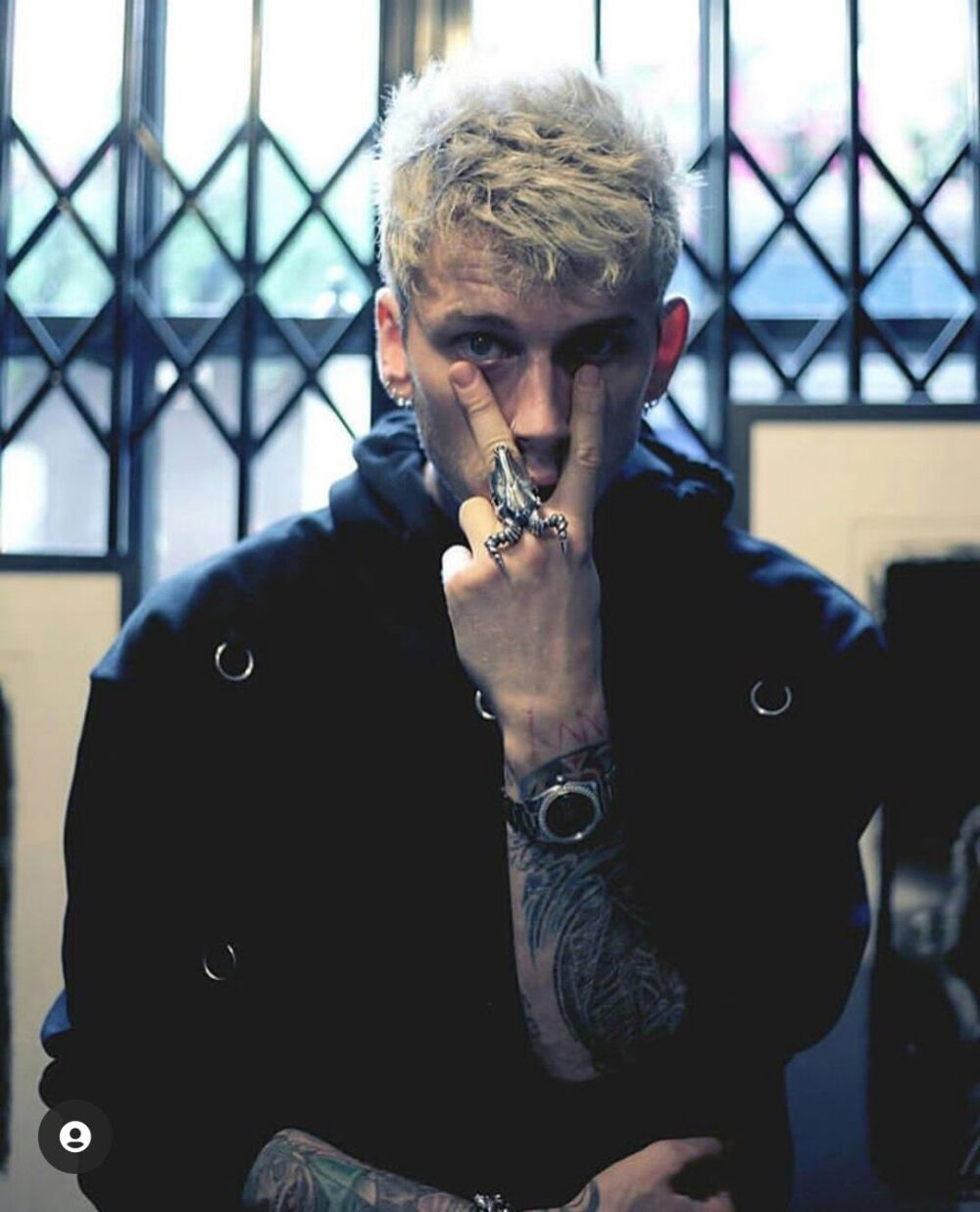 MGK
