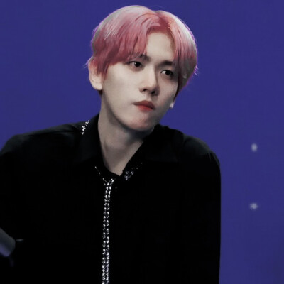 我逢人就说你是我的玫瑰。