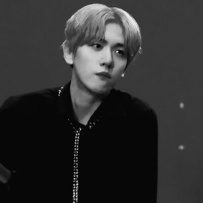 我逢人就说你是我的玫瑰。