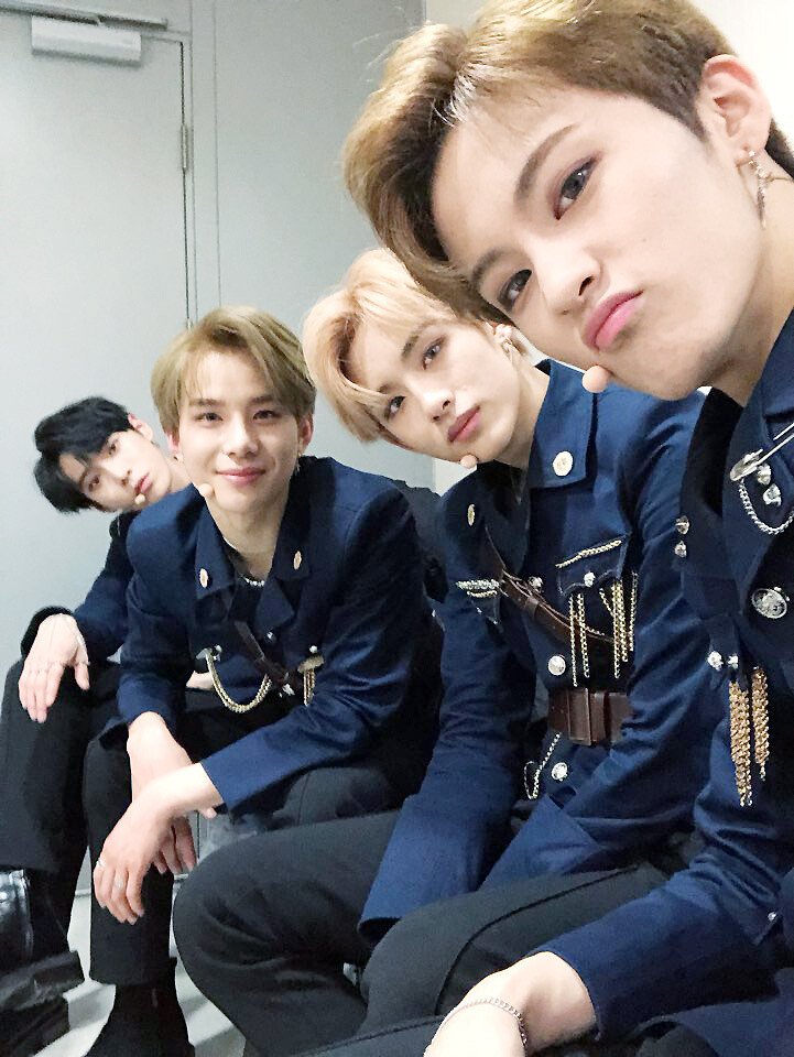 DoYoung WINWIN JUNGWOO MARK