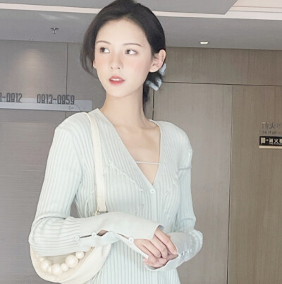 张予曦头像
拿图扣禁二改
二传注明爱在下雨季