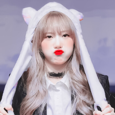 
*ʀᴏsʏᴄʟᴏᴜᴅs
◎李LUDA