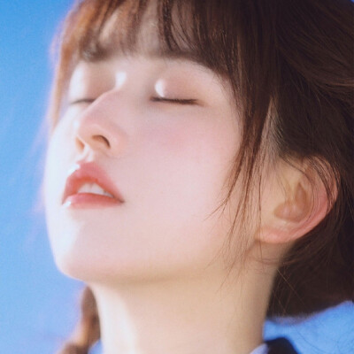 ᴀᴡɪɴɢʟᴇssɢᴏᴅᴅᴇss
