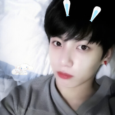 
JUNGKOOK#樂隊主唱是小可憐鬼、[Cinnamoroll ]