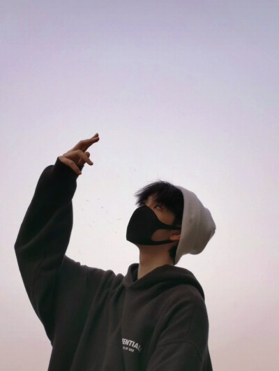 这是要上交给国家的男人