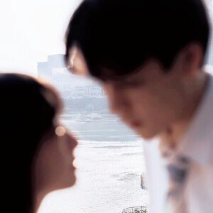 “在抬不起头的日子，他是唯一的盼头.”