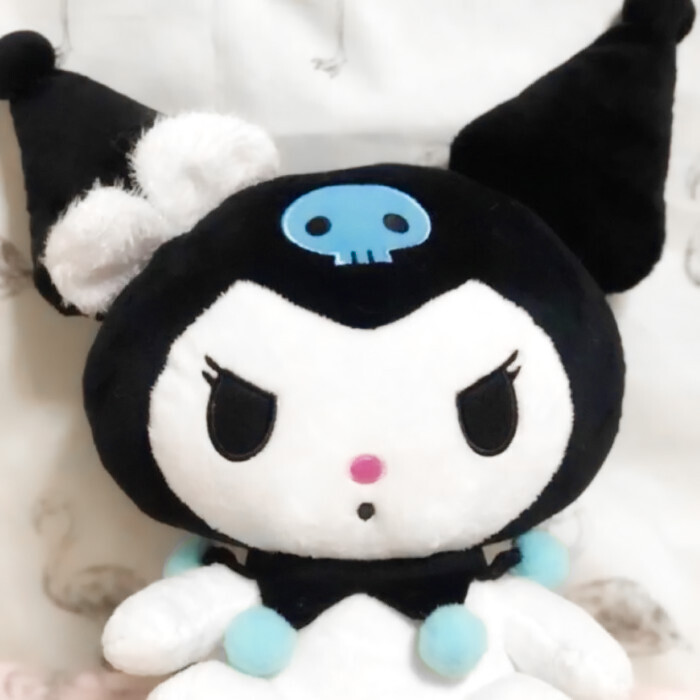 原来温柔的人不知头顶会长满小星星，他饱含柔情的看向喜欢的人时，眼里也布满了星辰。
＃背景图
禁三改二转注明id使用注明id