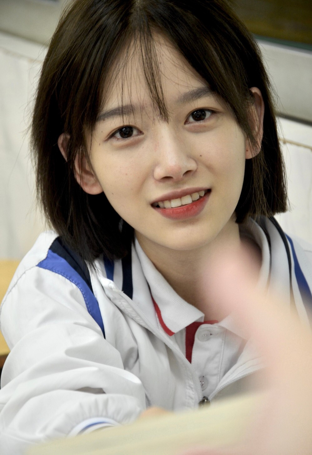 兰见春 女生头像