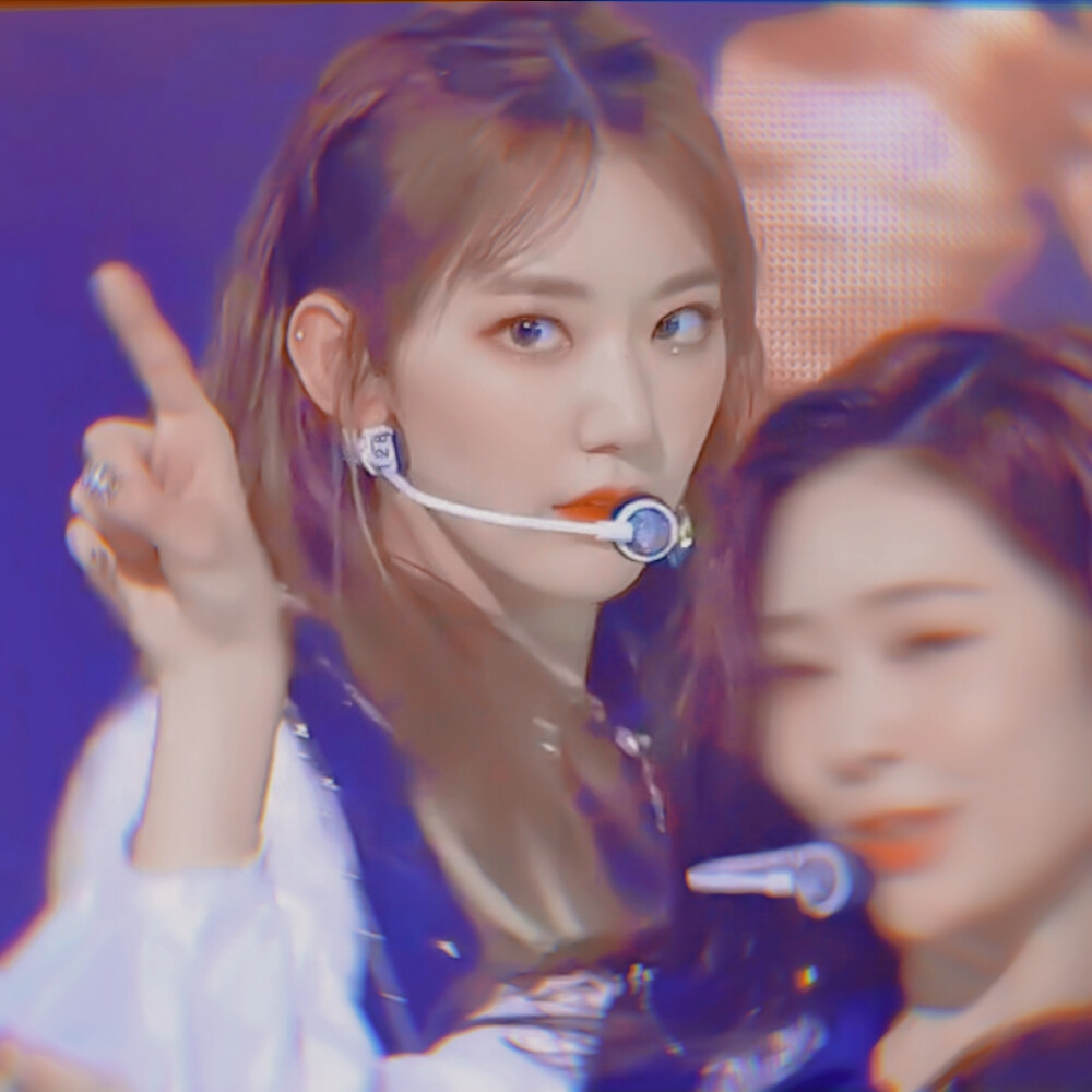 “念念不忘，必有回响。”
原截：江纪然
滤镜：阿四七_