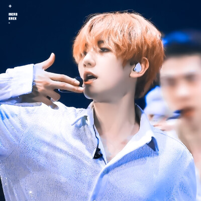
﹡ SehunHyuna_06
节日快乐
