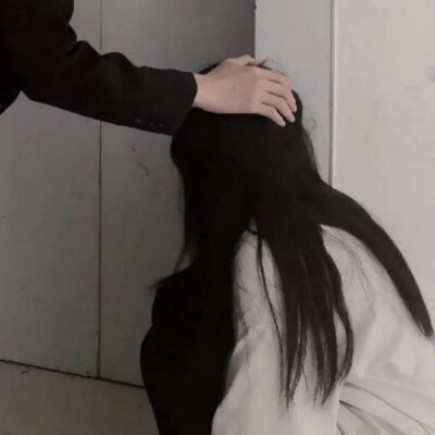  那天早上的雾散了，不止早上，不止雾。