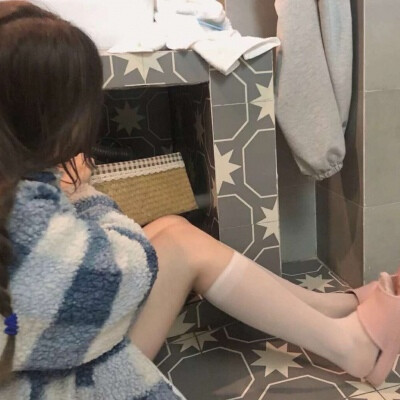 洲洲の女生头像 真人女头 图源网络 侵删致歉