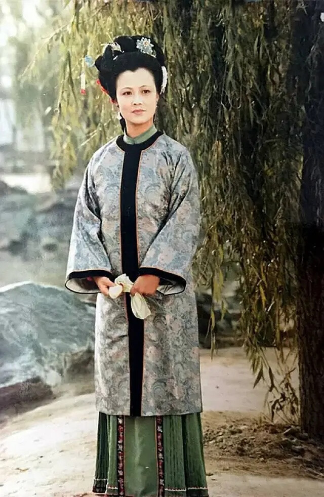 王贵娥红楼梦尤氏