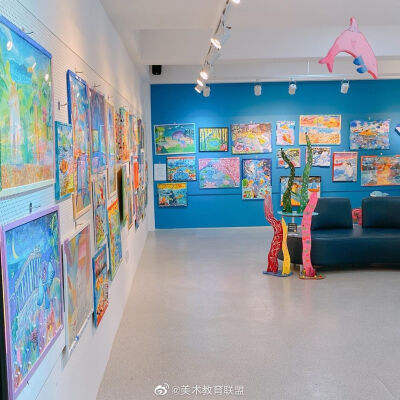 美术展