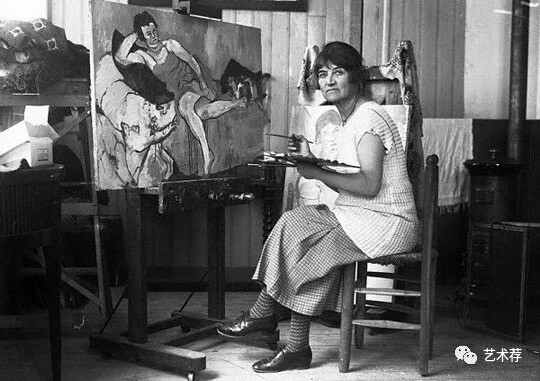 苏珊娜·瓦拉东
Suzanne Valadon
1865-1938年
出生于法国贝西纳，逝于巴黎
青年时代貌美、狂热
曾在蒙马特的舞场画室红极一时
