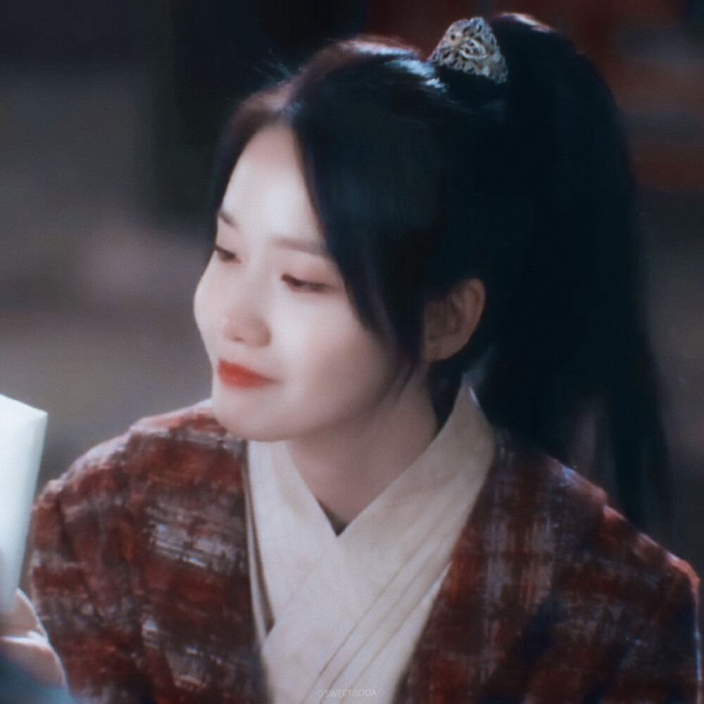 ◇林允儿
原截小黄君