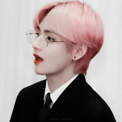 Gryffindor '格兰芬多 _
◔金泰亨 二传注明花骑遗珠
cr.ByMySideKookV