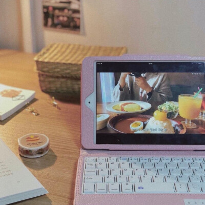 ᴱⁿʲᵒʸ ᵒⁿᵉ ᵖᵉʳˢᵒⁿ'ˢ ˢᵃᶠᵉᵗʸ
享受一个人的安稳