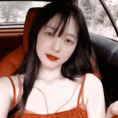 긴 머리를 기르세요. 바람이 불 때 마음도 불어요./崔真理