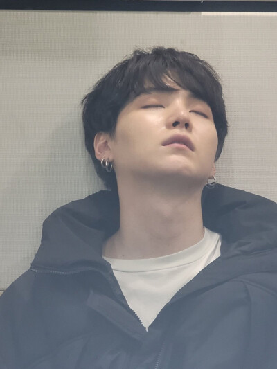 闵玧其SUGA©