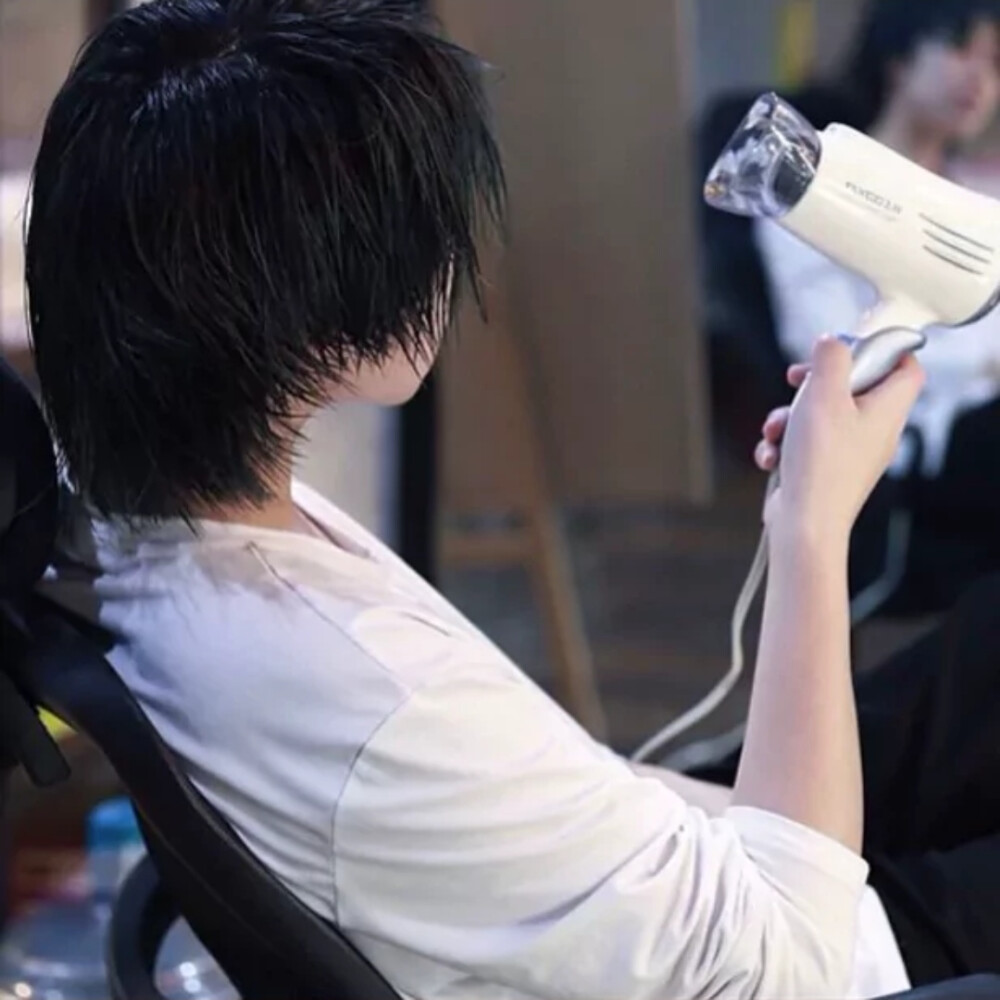 动漫优质男生头像