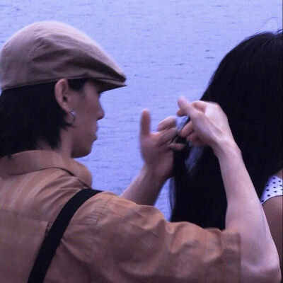 情侣头像 最感动的是他懂得你所有的口是心非。「侵权删」