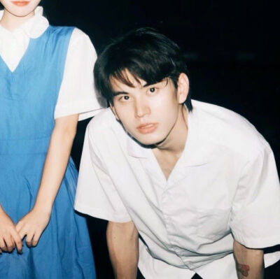 情侣头像 最感动的是他懂得你所有的口是心非。「侵权删」