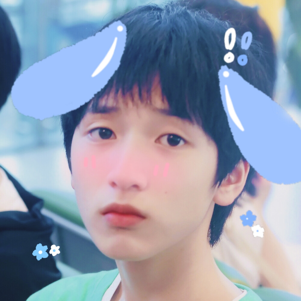 严浩翔头像自制
二传注明:江初眠