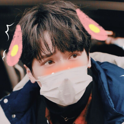 严浩翔头像自制
二传注明:江初眠