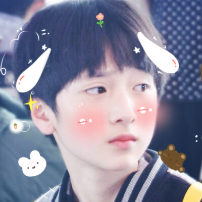 严浩翔头像自制
二传注明:江初眠