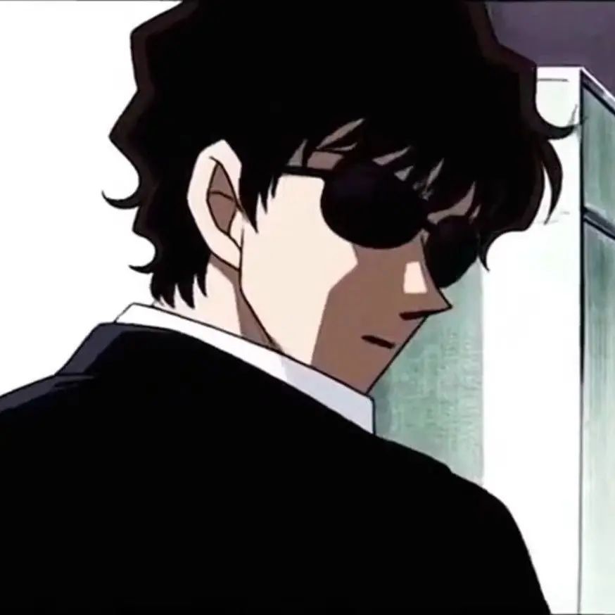 "沉沦的时候难免会想起你,遐想不过是为了醒来后的再度沉沦" 动漫头像