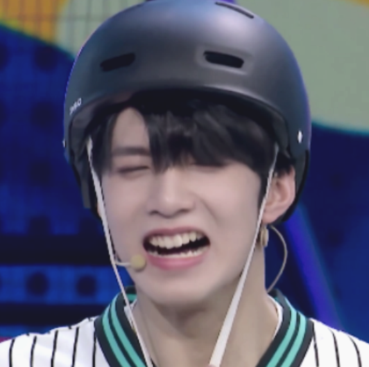 刘耀文可二改
二改收藏专辑标明贺忱煜或ID