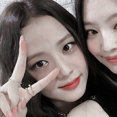 打啵j.
Jennie×Jisoo
用图标明池妤丸