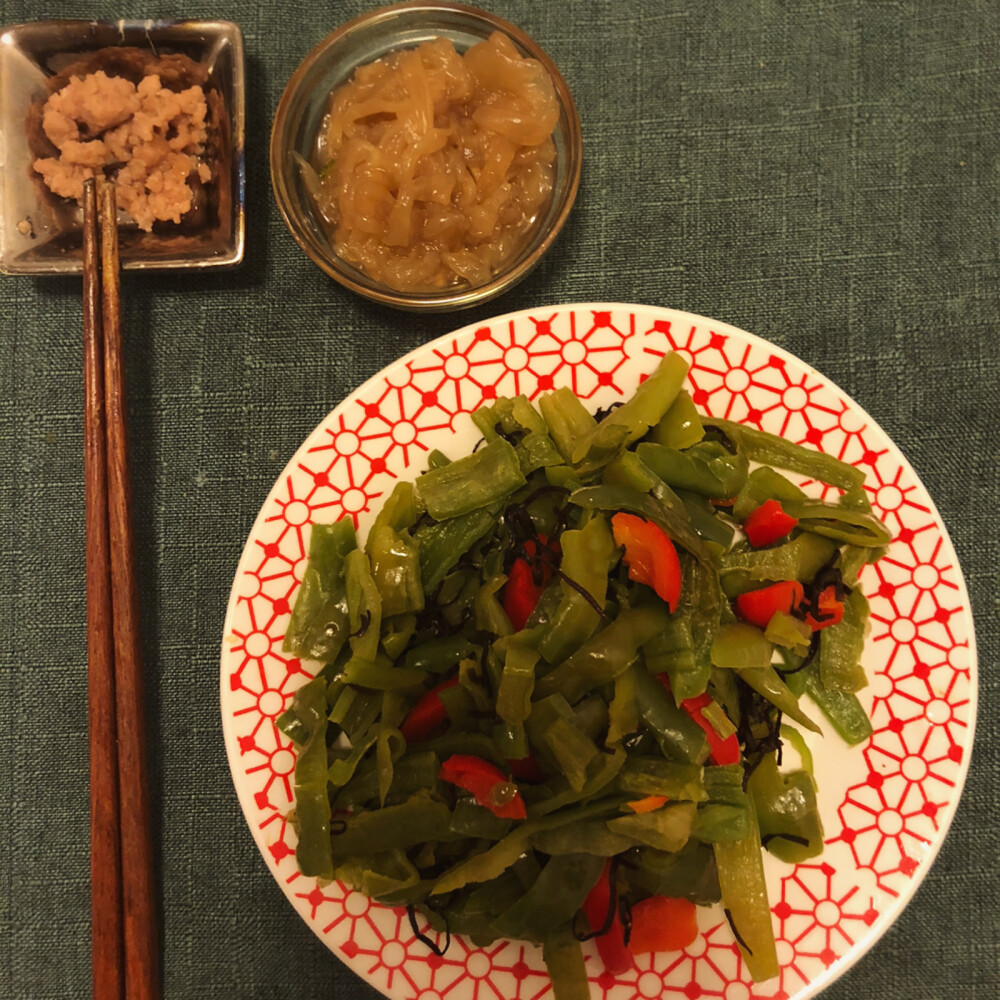 味噌肉末 醋拌海蜇 盐昆布拌青椒