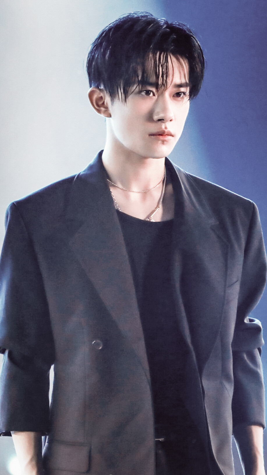 男友风 易烊千玺
侵权删