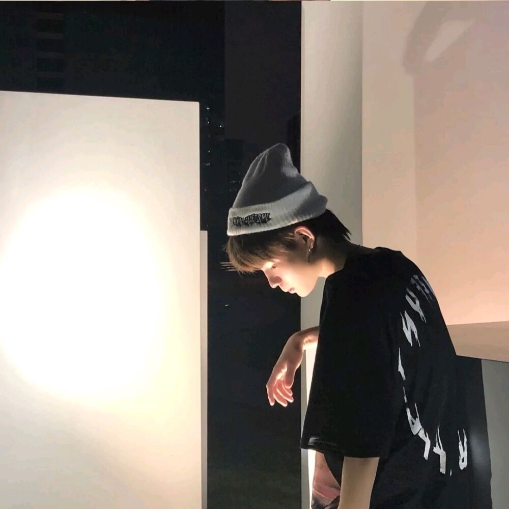 理粟
喜欢收藏.禁二传