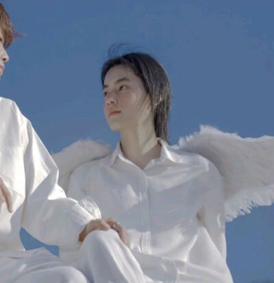 情侣头像 最感动的是他懂得你所有的口是心非。「侵权删」