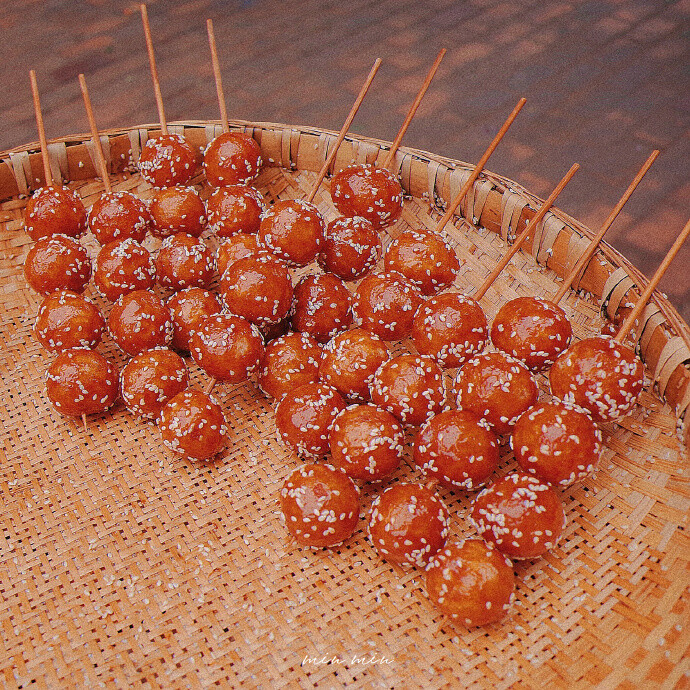 ᵂʰᵉⁿ ʸᵒᵘ'ʳᵉ ⁱⁿ ᵃ ᵇᵃᵈ ᵐᵒᵒᵈ, ᵍᵒ ᵗᵒ ᵗʰᵉ ˢᵘᵖᵉʳᵐᵃʳᵏᵉᵗ ᵗᵒ ʰᵉᵃʳ ᵗʰᵉ ᵍᵒᵒᵈ ⁿᵉʷˢ .
心情不好就去超市听好消息。