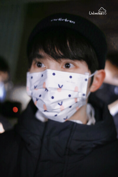 李俊濠出道！
标注：图源出处微博