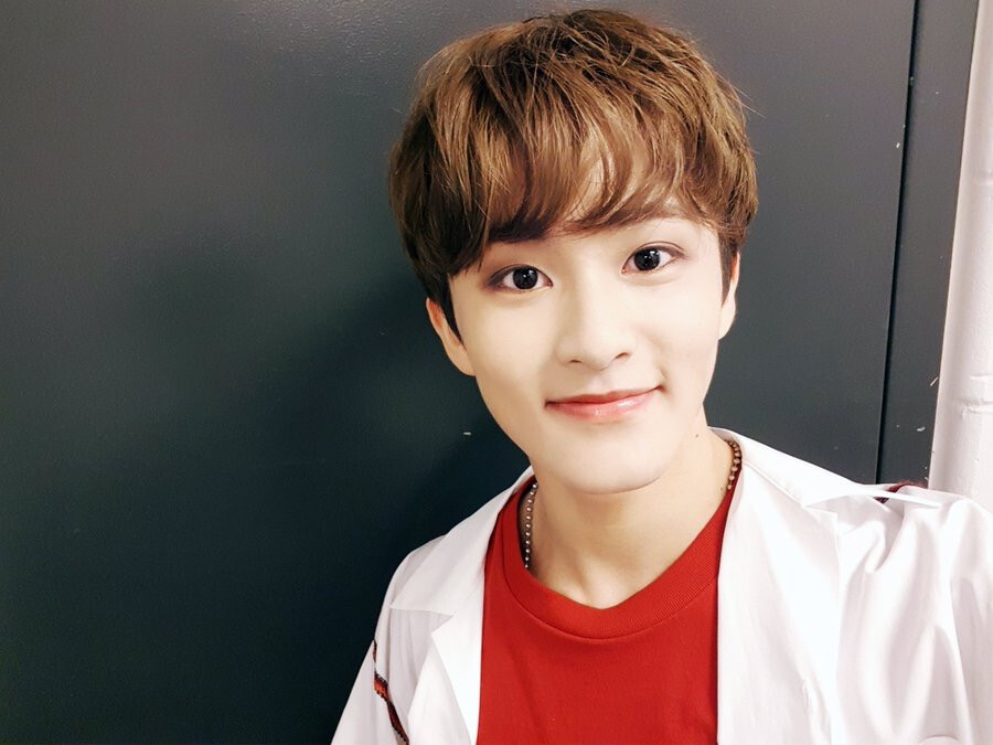 MARK LEE