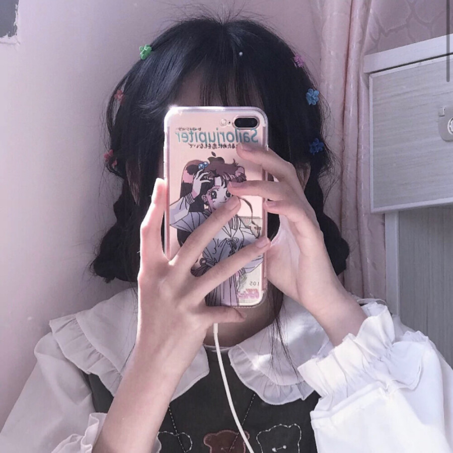 “没有骑士保护的公主必须长大.”
