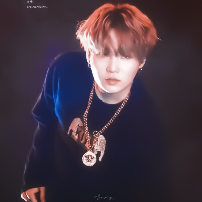 * SUGA .
闵玧其 ＠Rapper会情歌
DTOWNSONIC sugameow_309